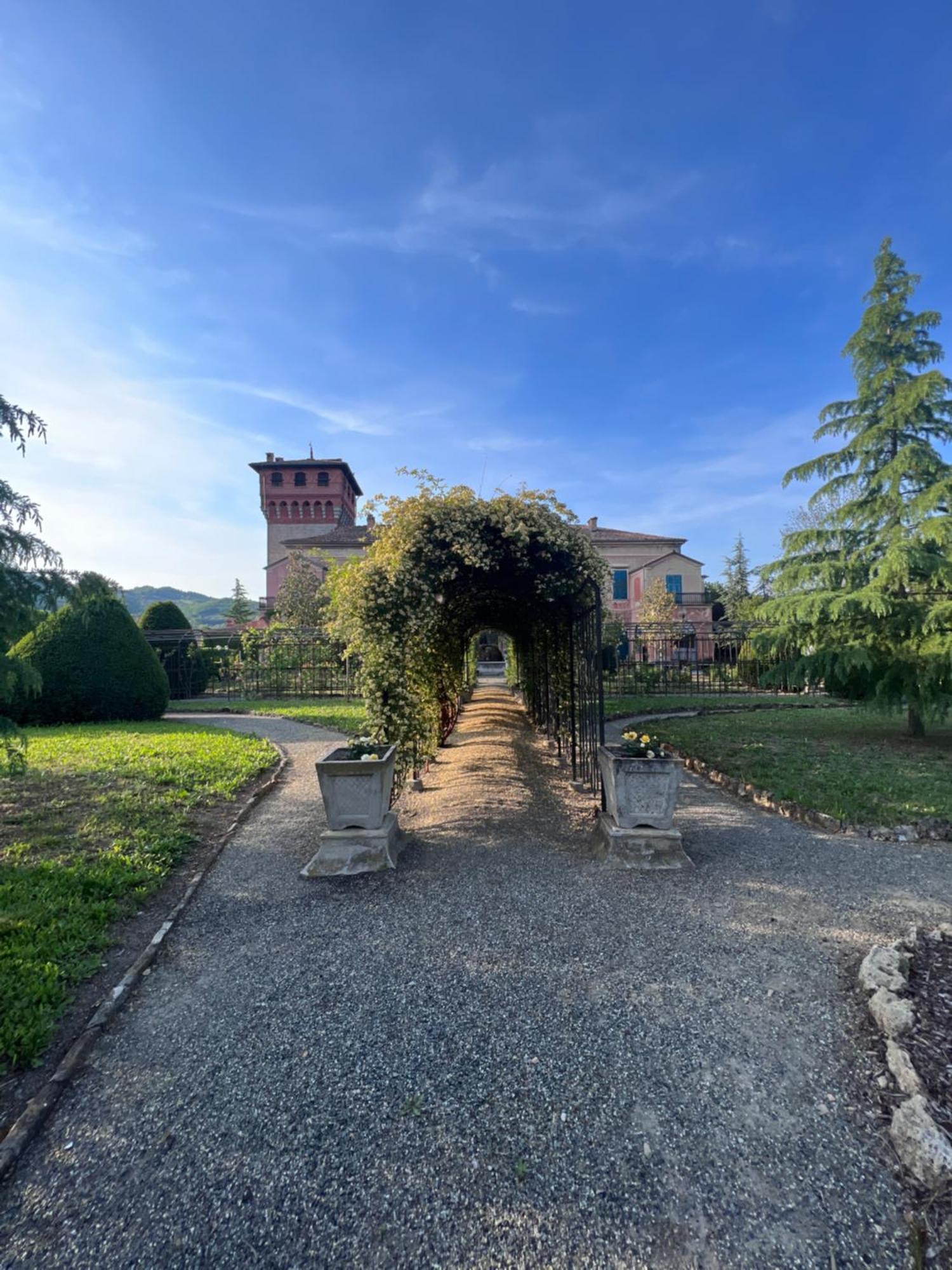 Il Castello Di Bubbio Hotell Eksteriør bilde